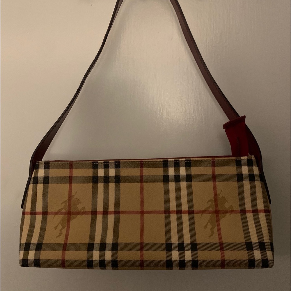❌SOLD❌ Burberry Small Handbag